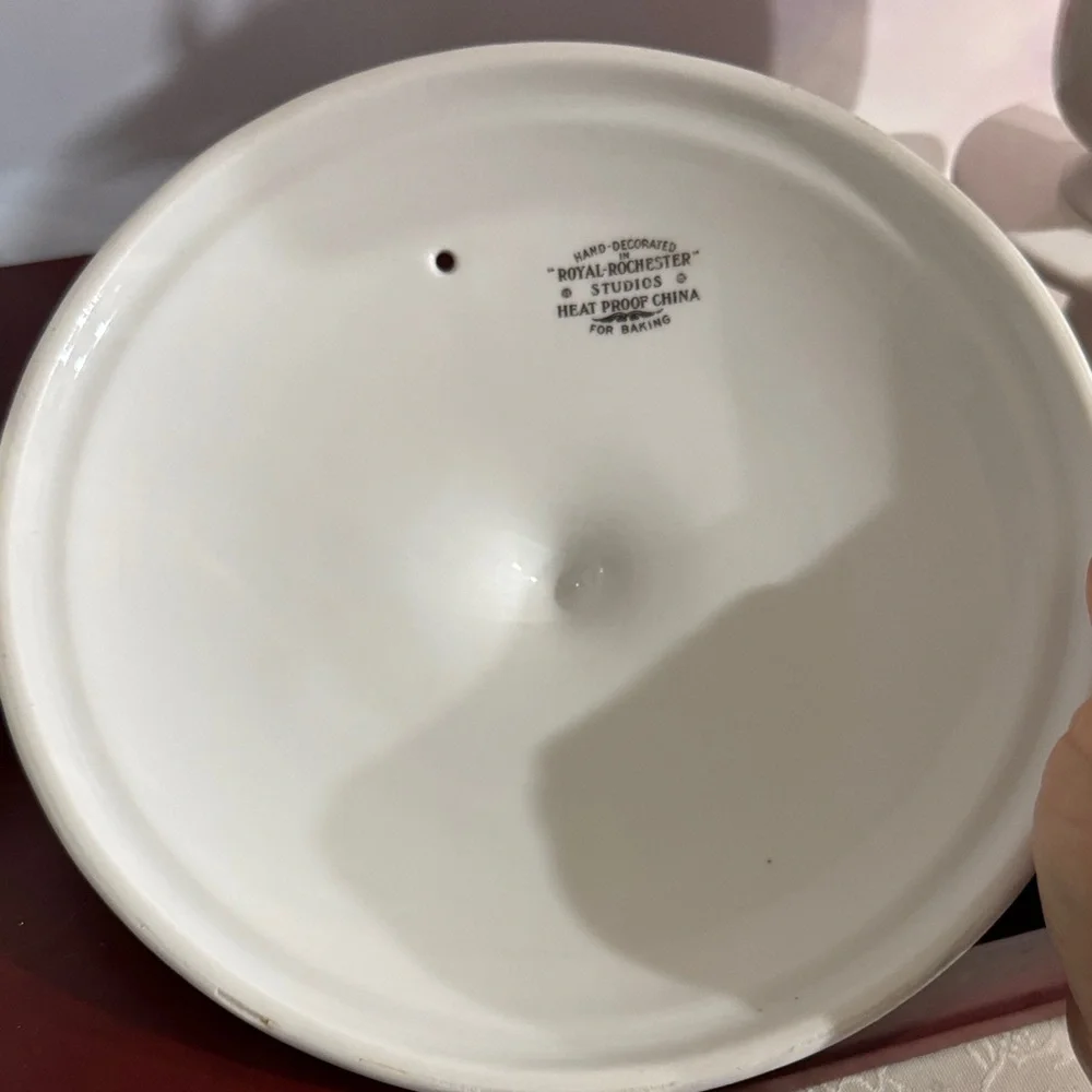 Vintage Royal Rochester Lusterware Casserole Dish: Iridescent Ceramic Ovenware
